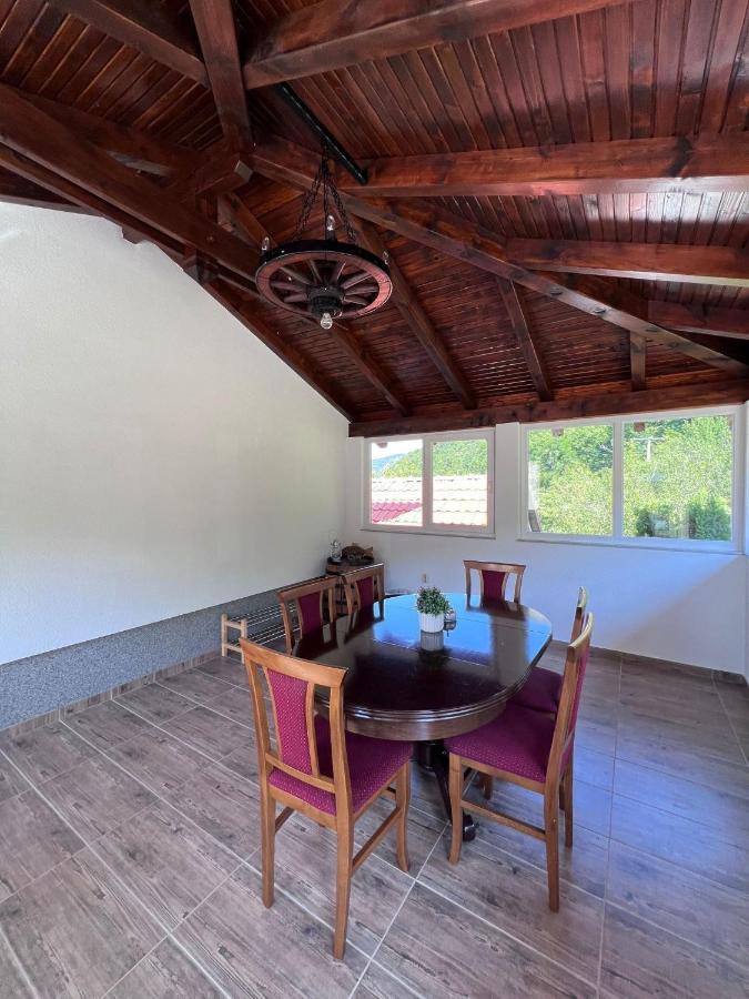 Villa Kuca Za Odmor Oaza Mira à Kovacevo Polje Extérieur photo
